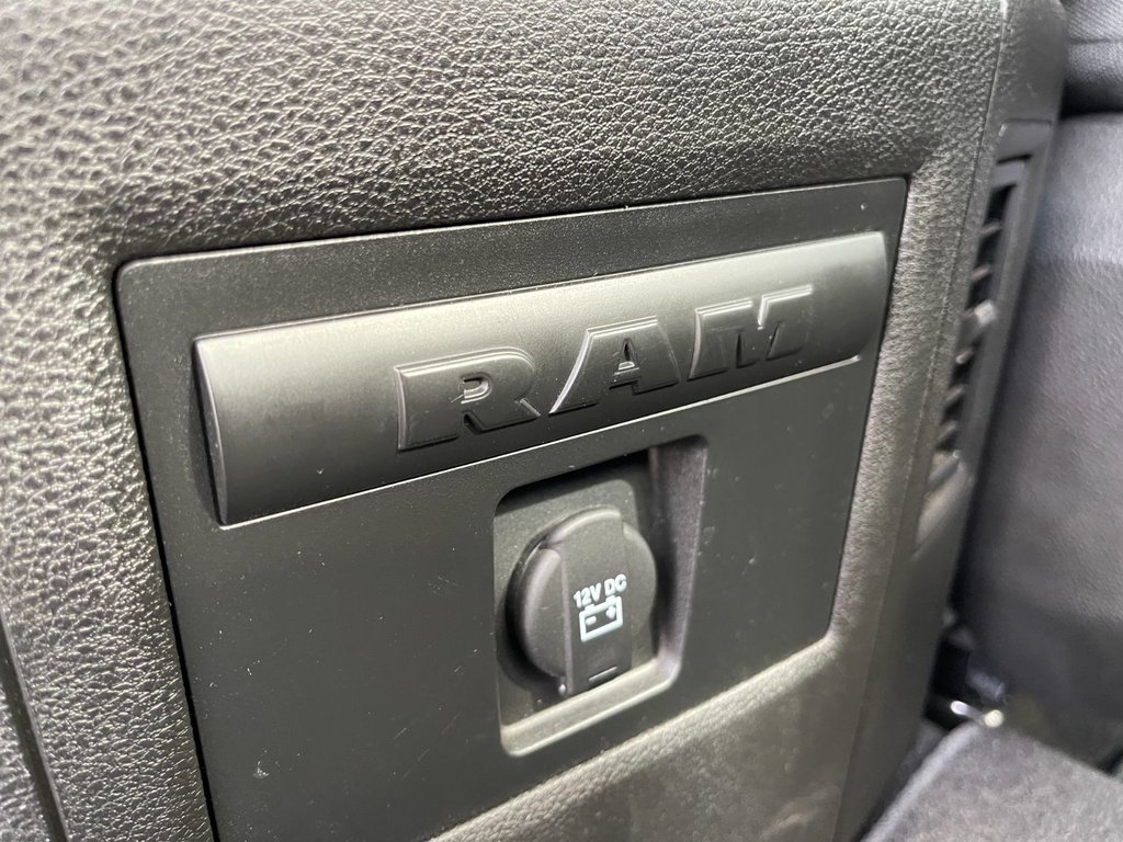 2022 Ram 1500 Classic Express | Cam | USB | RamBox| Warranty to 2027 in Saint John, New Brunswick - 31 - w1024h768px