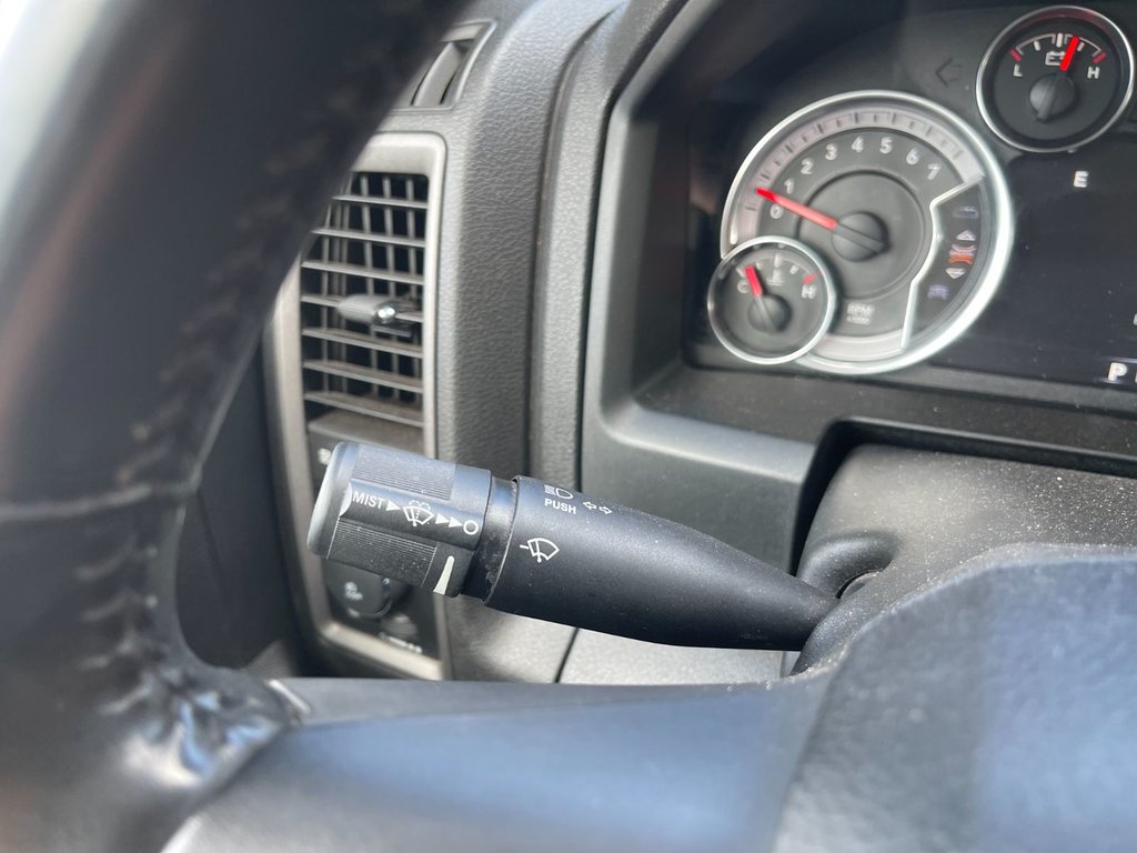2022 Ram 1500 Classic Express | Cam | USB | RamBox| Warranty to 2027 in Saint John, New Brunswick - 15 - w1024h768px