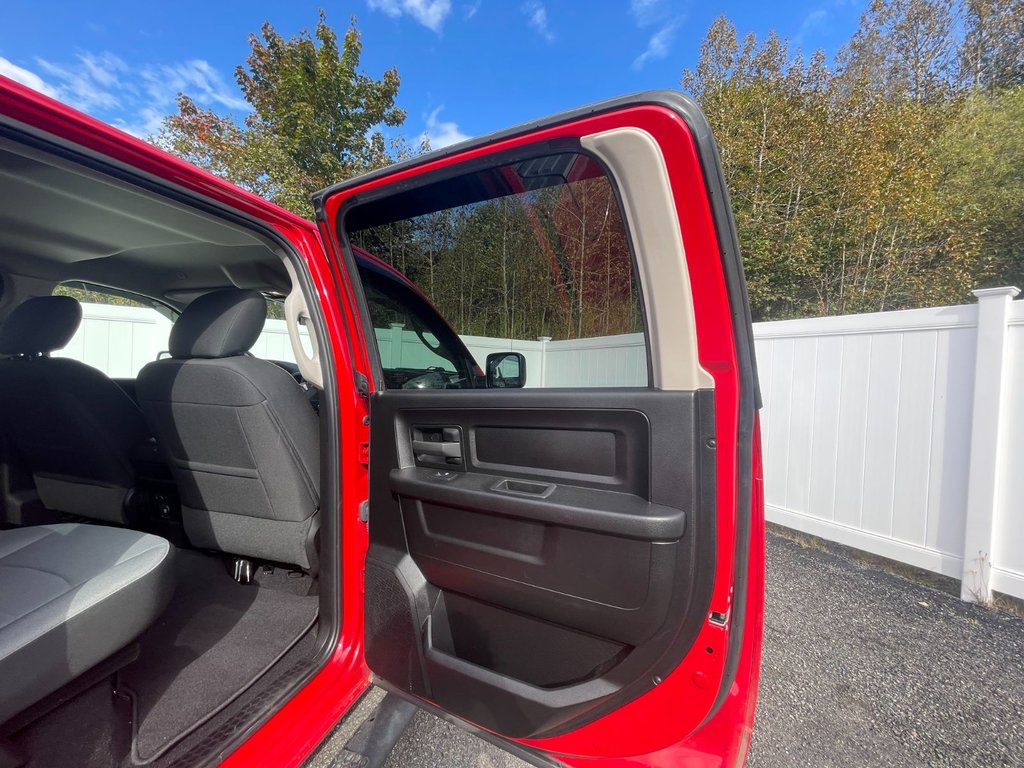 2022 Ram 1500 Classic Express | Cam | USB | RamBox| Warranty to 2027 in Saint John, New Brunswick - 35 - w1024h768px