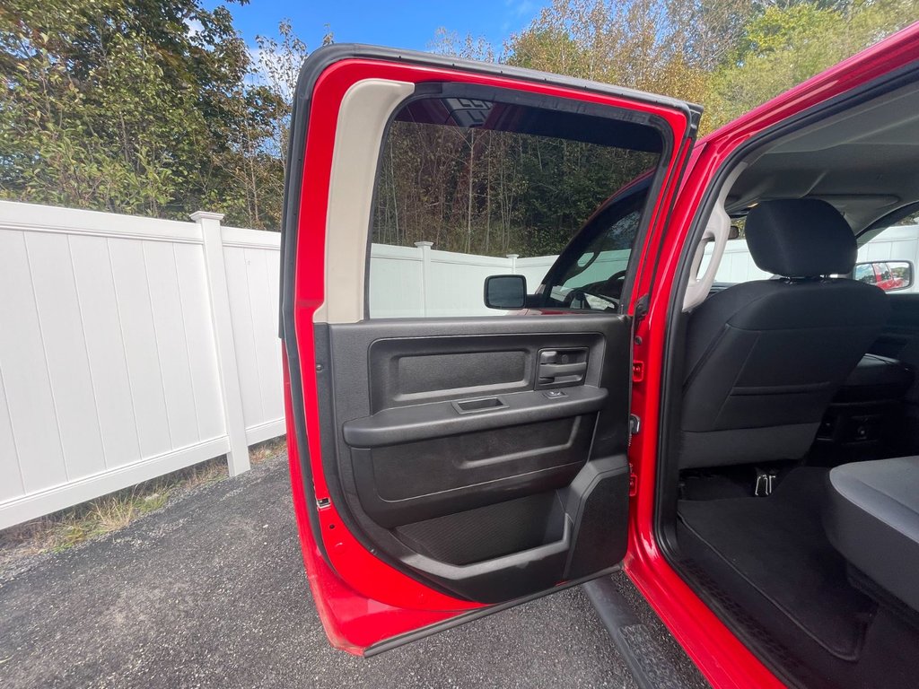 2022 Ram 1500 Classic Express | Cam | USB | RamBox| Warranty to 2027 in Saint John, New Brunswick - 29 - w1024h768px
