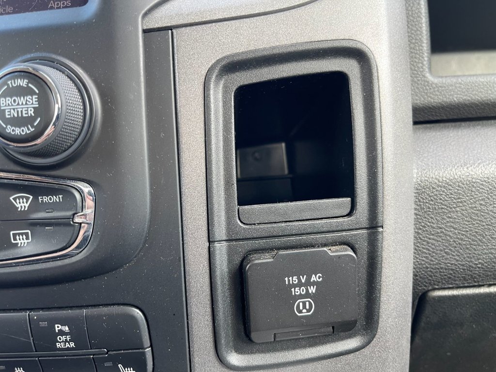 2022 Ram 1500 Classic Express | Cam | USB | RamBox| Warranty to 2027 in Saint John, New Brunswick - 23 - w1024h768px