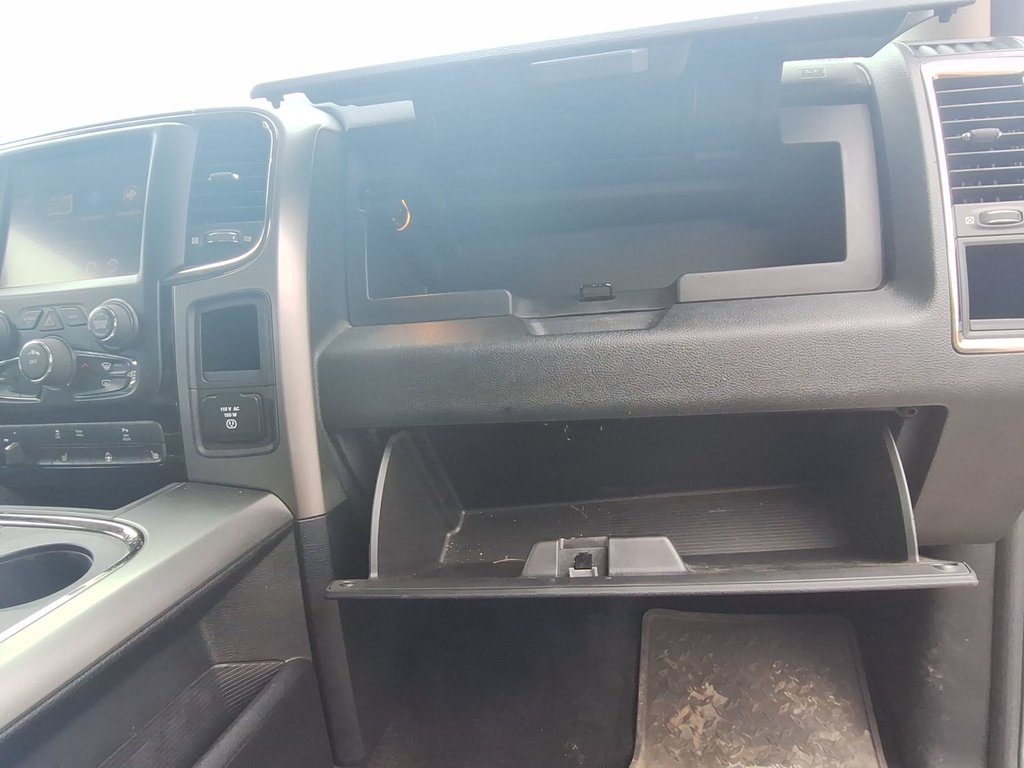 2016 Ram 1500 Sport | Roof | Cam | USB in Saint John, New Brunswick - 43 - w1024h768px
