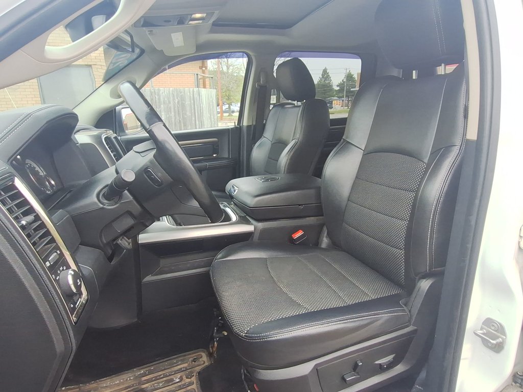 2016 Ram 1500 Sport | Roof | Cam | USB in Saint John, New Brunswick - 11 - w1024h768px