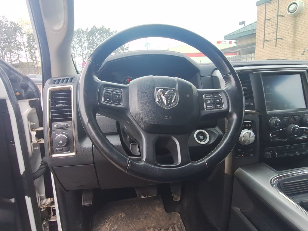 2016 Ram 1500 Sport | Roof | Cam | USB in Saint John, New Brunswick - 12 - w1024h768px