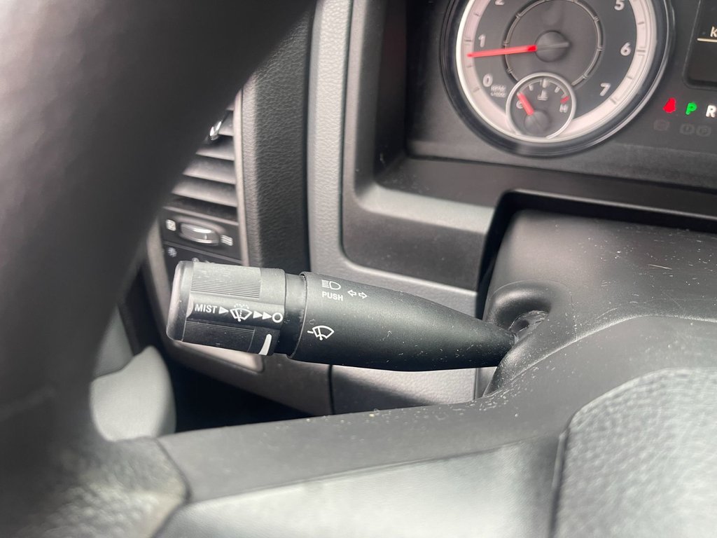 2018 Ram 1500 Express | Cam | USB in Saint John, New Brunswick - 14 - w1024h768px