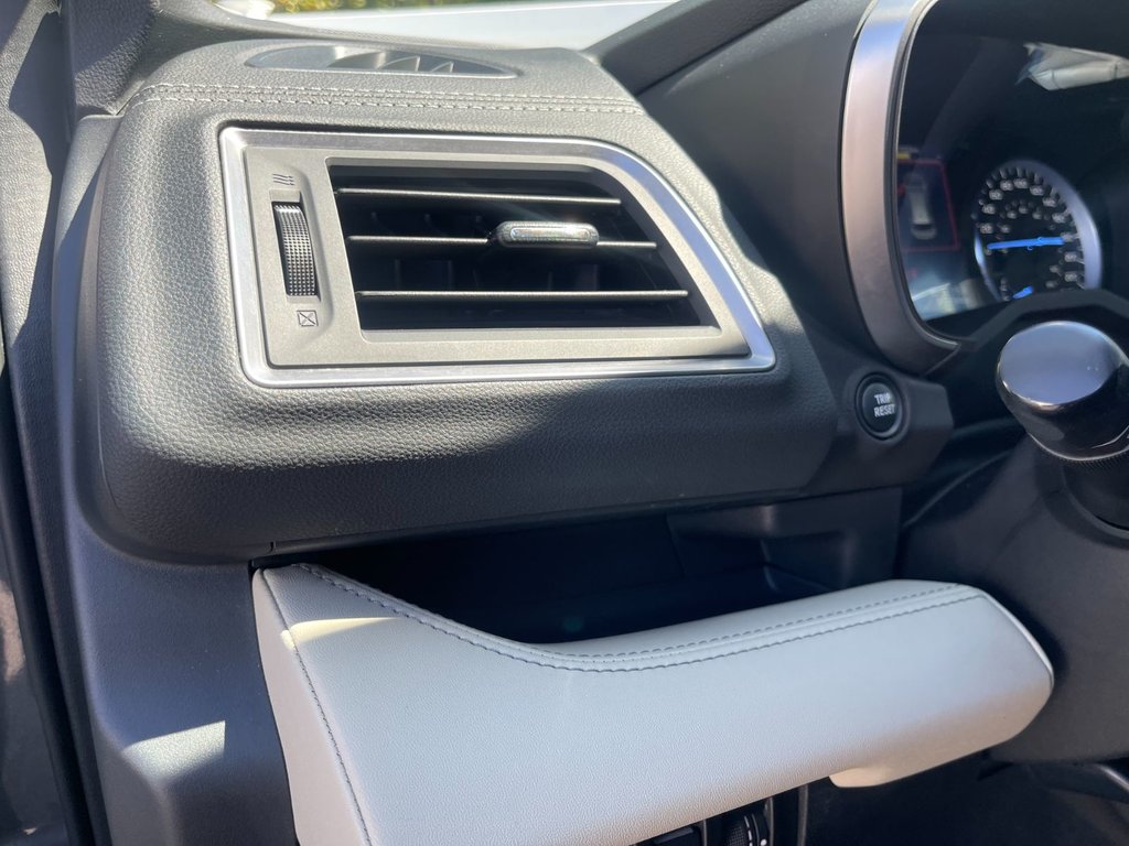 2021 Subaru ASCENT Limited | 7Psg | Roof | Cam | Warranty to 2026 in Saint John, New Brunswick - 12 - w1024h768px
