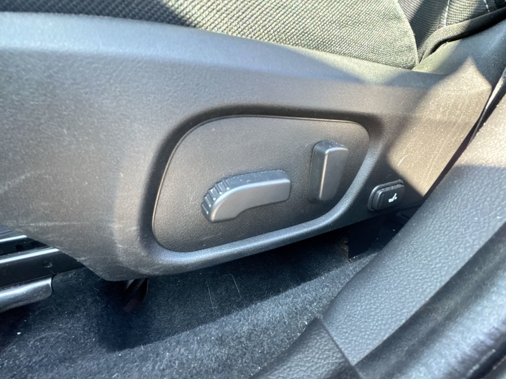 2017 Subaru Forester i Touring w/Tech Pkg | Roof | Cam | USB in Saint John, New Brunswick - 14 - w1024h768px