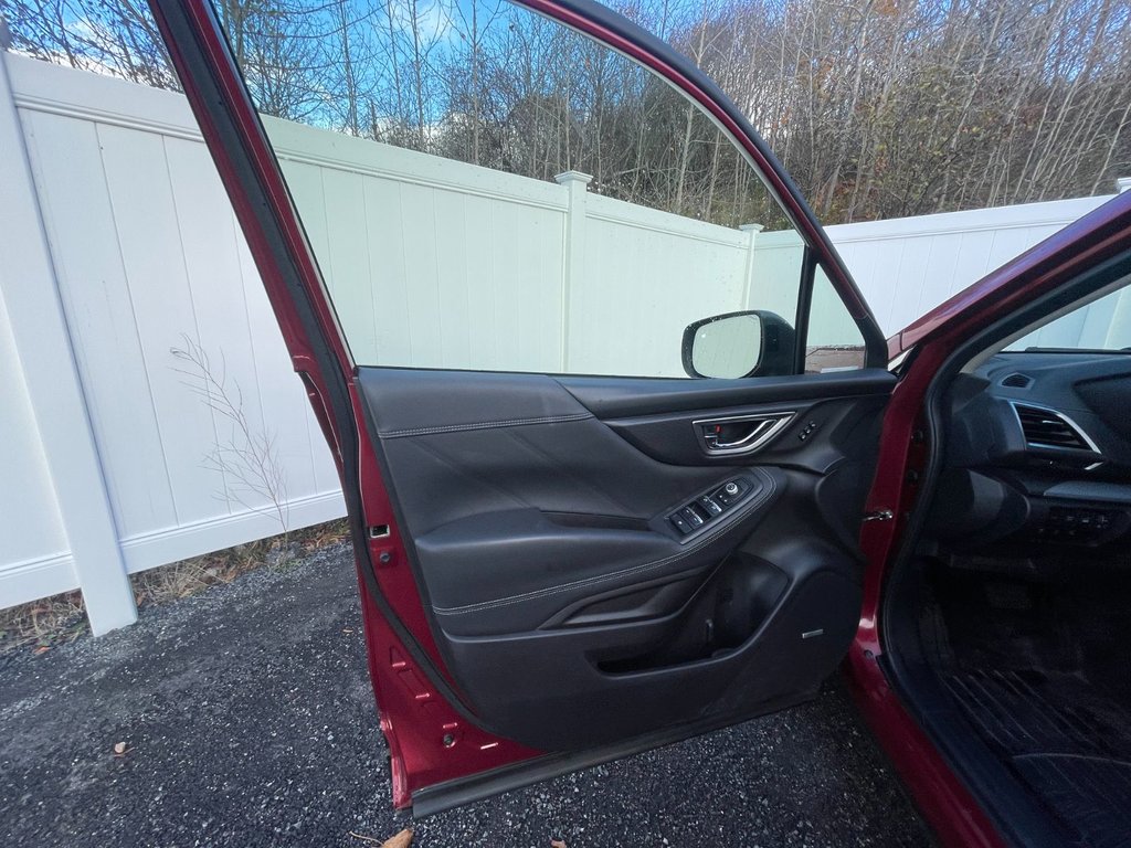Subaru Forester Limited | Leather | Roof | Nav | USB | Cam 2019 à Saint John, Nouveau-Brunswick - 9 - w1024h768px