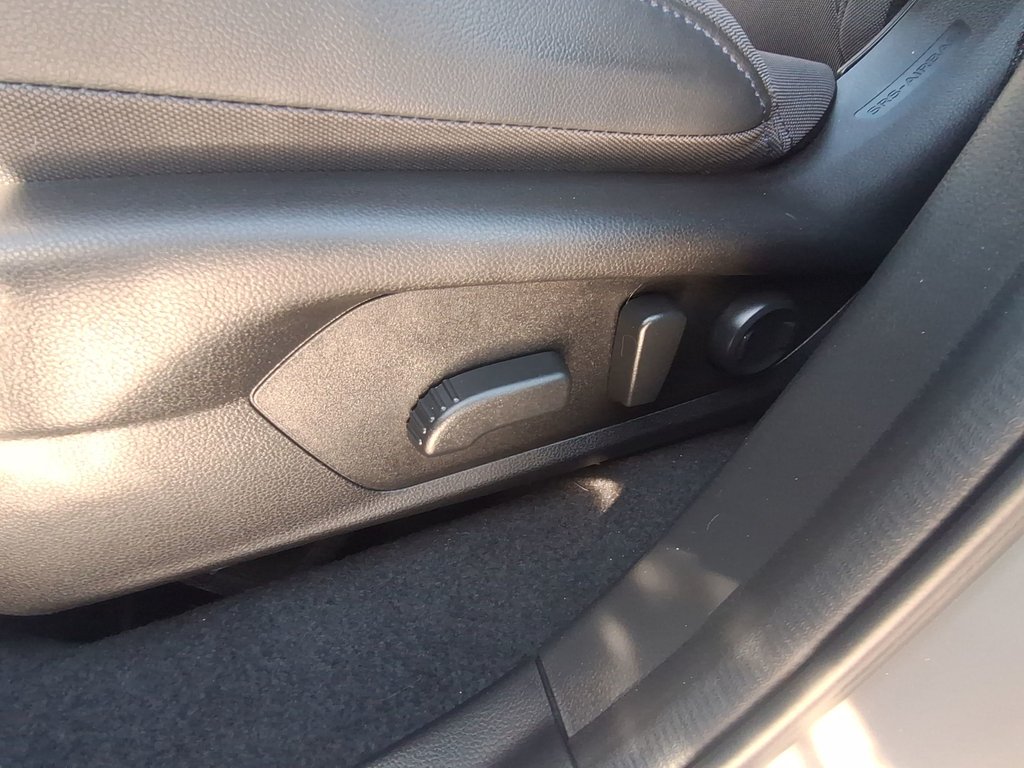 2025 Subaru Forester Touring | Roof | Cam | USB | Warranty to 2030 in Saint John, New Brunswick - 14 - w1024h768px