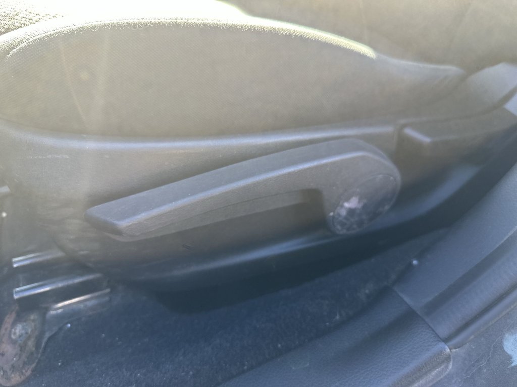 2016 Subaru IMPREZA in Antigonish, Nova Scotia - 14 - w1024h768px