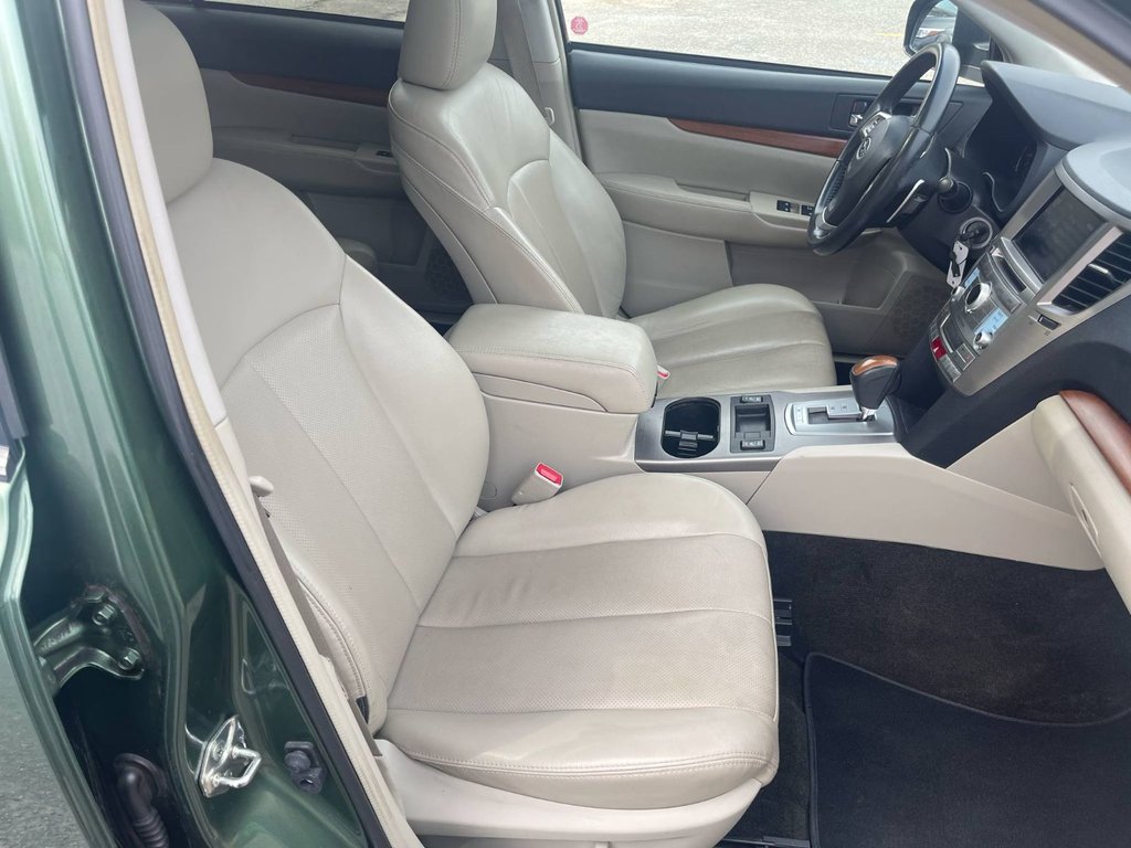 2014 Subaru Outback 2.5i w/Limited & EyeSight | Leather | SunRoof | in Saint John, New Brunswick - 14 - w1024h768px