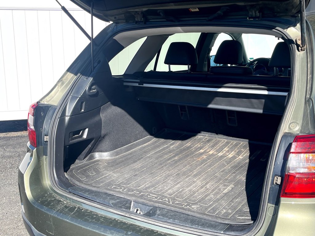 2016 Subaru Outback in Antigonish, Nova Scotia - 30 - w1024h768px