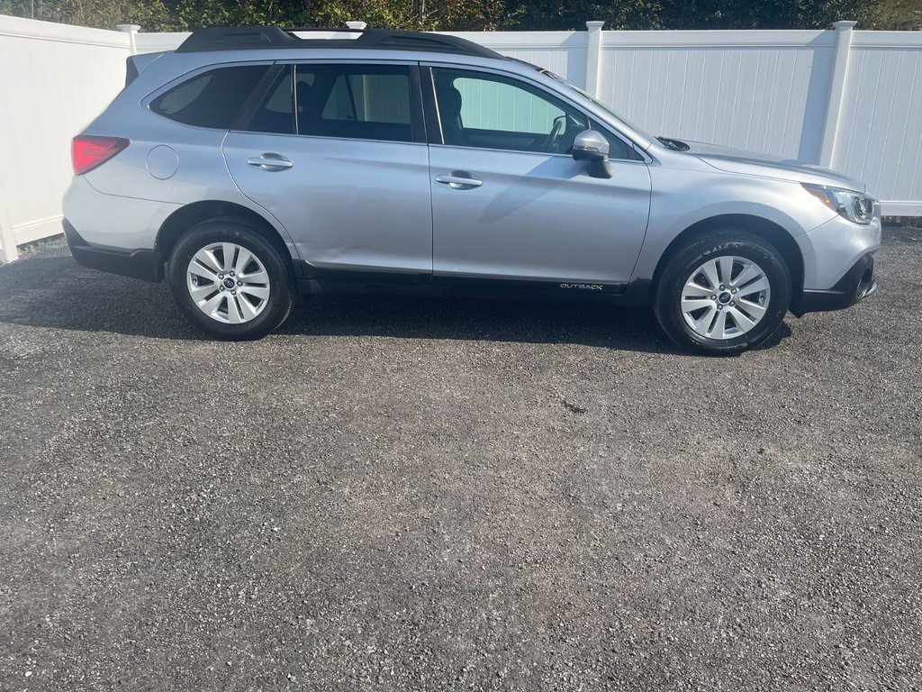 2018  Outback Touring | SunRoof | Cam | USB | HtdSeats | Keyless in Saint John, New Brunswick - 2 - w1024h768px