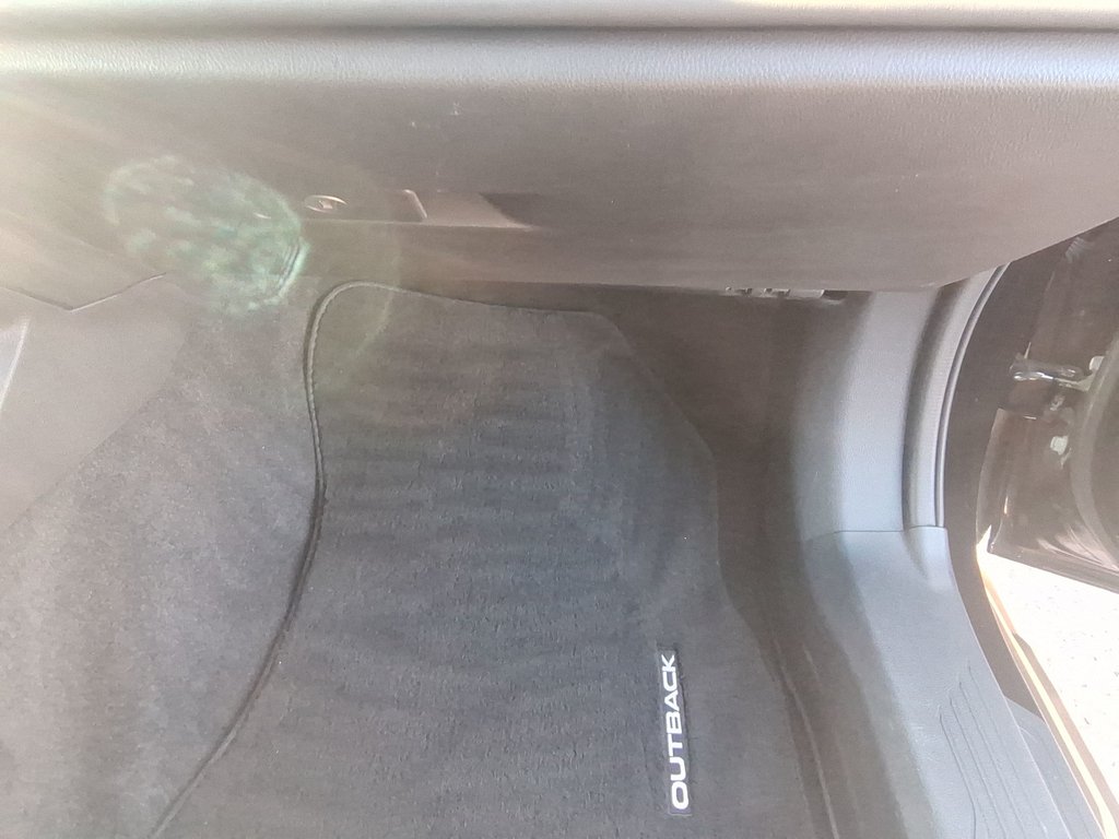 Subaru Outback Limited | Roof | Cam | USB | Warranty to 2026 2021 à Saint John, Nouveau-Brunswick - 44 - w1024h768px