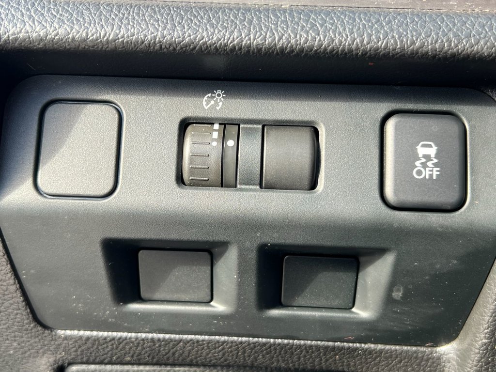 2013 Subaru XV Crosstrek Touring | USB | HtdSeats | Keyless | Cruise in Saint John, New Brunswick - 27 - w1024h768px