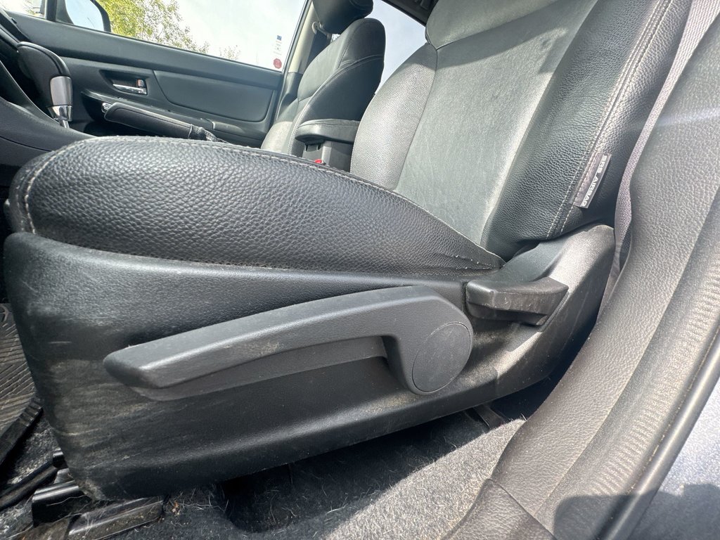 2013 Subaru XV Crosstrek 2.0i w/Limited Pkg | Roof | Cam | USB in Saint John, New Brunswick - 14 - w1024h768px