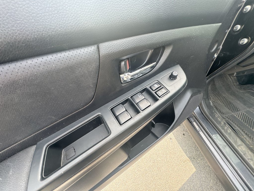 2013 Subaru XV Crosstrek 2.0i w/Limited Pkg | Roof | Cam | USB in Saint John, New Brunswick - 15 - w1024h768px