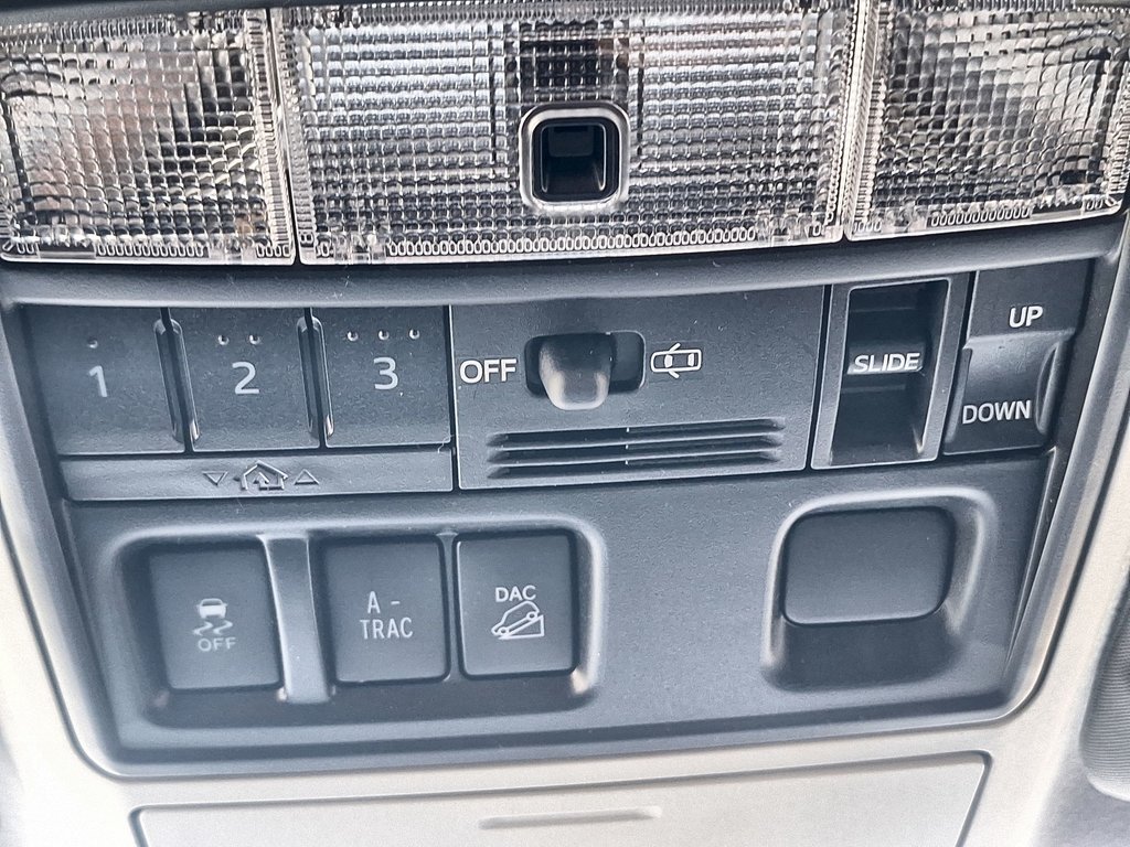 2018 Toyota 4Runner LIMITED | Leather | Roof | Cam | USB in Saint John, New Brunswick - 22 - w1024h768px