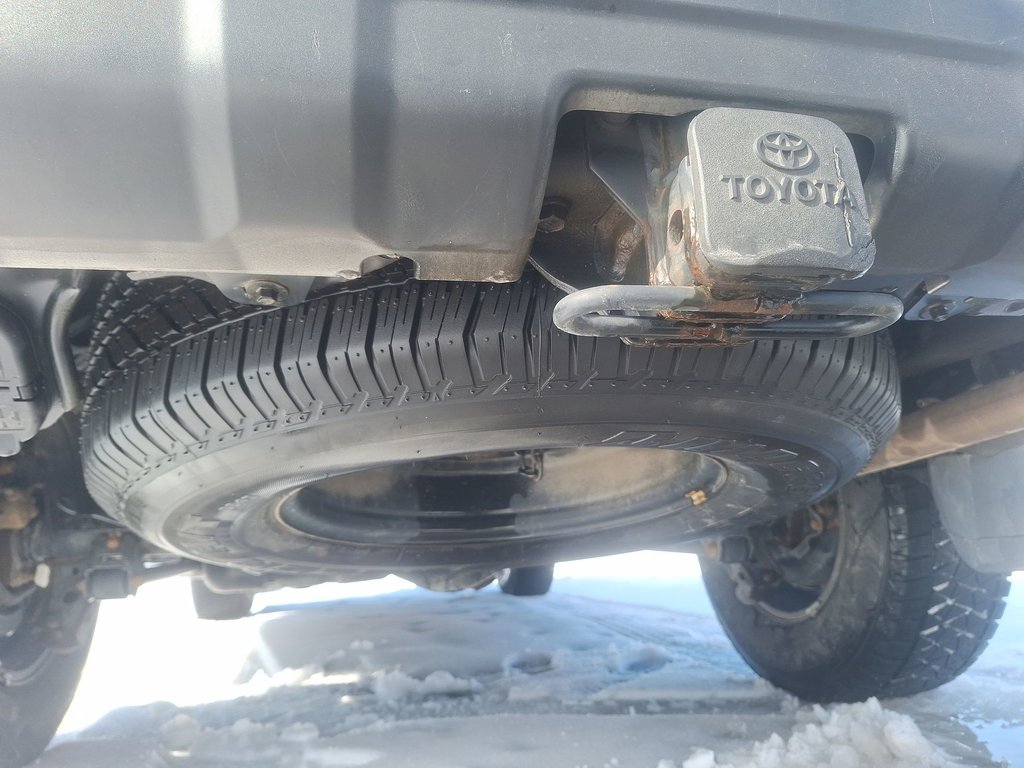 Toyota 4Runner TRD OFF ROAD | Roof | USB | Warranty to May 2022 2022 à Saint John, Nouveau-Brunswick - 38 - w1024h768px