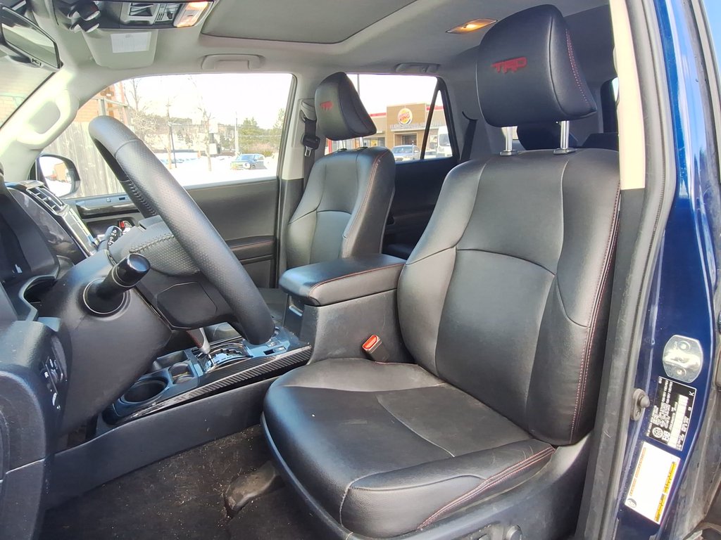 Toyota 4Runner TRD OFF ROAD | Roof | USB | Warranty to May 2022 2022 à Saint John, Nouveau-Brunswick - 11 - w1024h768px