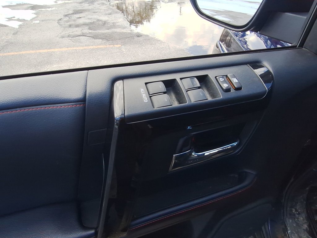 Toyota 4Runner TRD OFF ROAD | Roof | USB | Warranty to May 2022 2022 à Saint John, Nouveau-Brunswick - 15 - w1024h768px