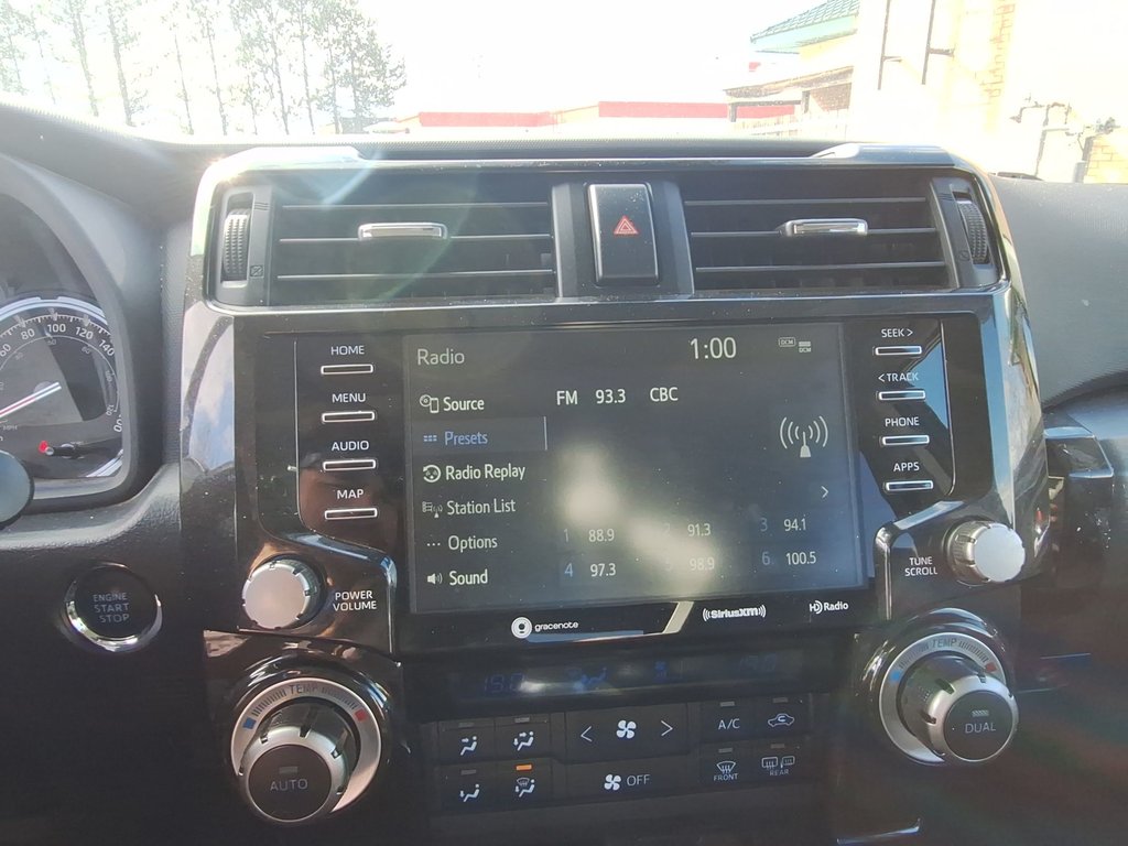 Toyota 4Runner TRD OFF ROAD | Roof | USB | Warranty to May 2022 2022 à Saint John, Nouveau-Brunswick - 25 - w1024h768px