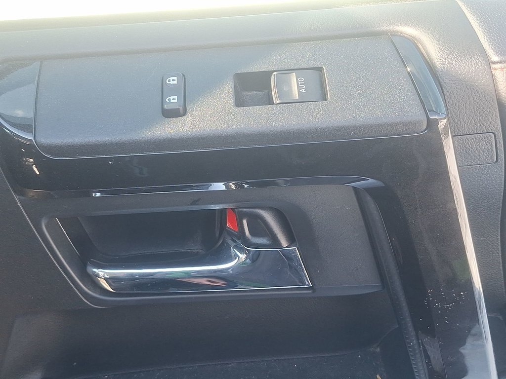 Toyota 4Runner TRD OFF ROAD | Roof | USB | Warranty to May 2022 2022 à Saint John, Nouveau-Brunswick - 46 - w1024h768px