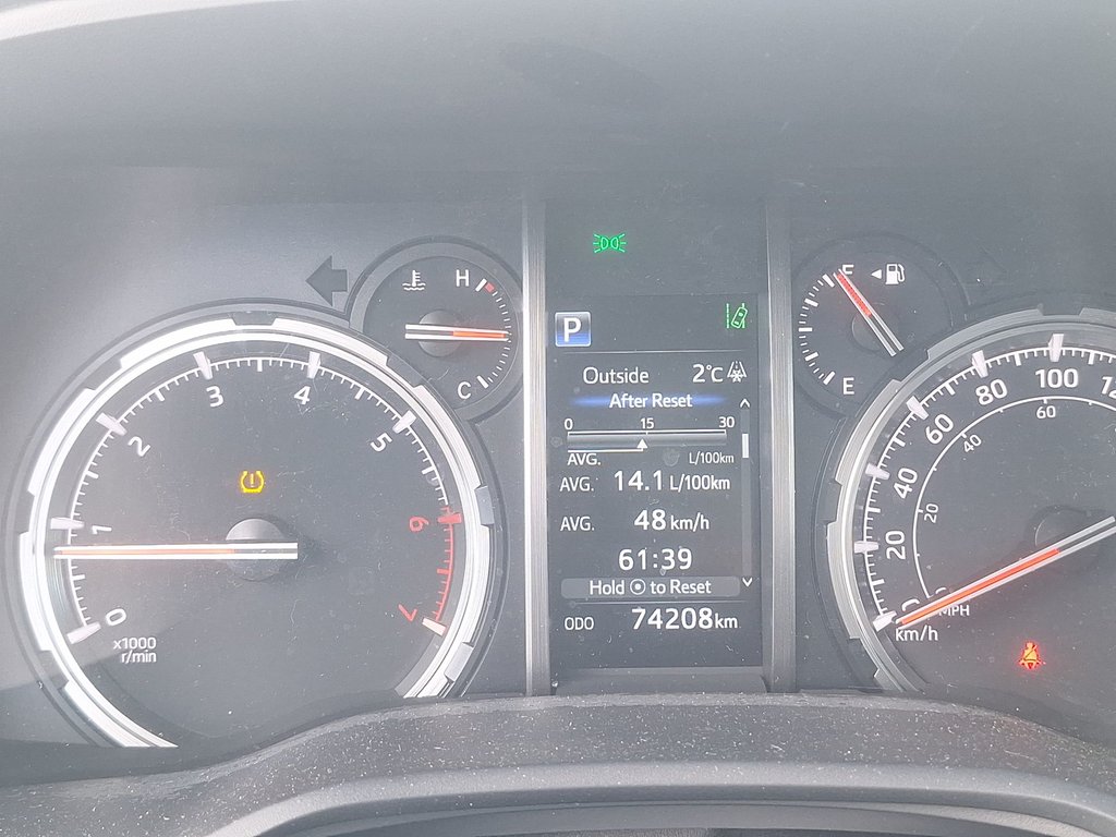 Toyota 4Runner TRD OFF ROAD | Roof | USB | Warranty to May 2022 2022 à Saint John, Nouveau-Brunswick - 31 - w1024h768px