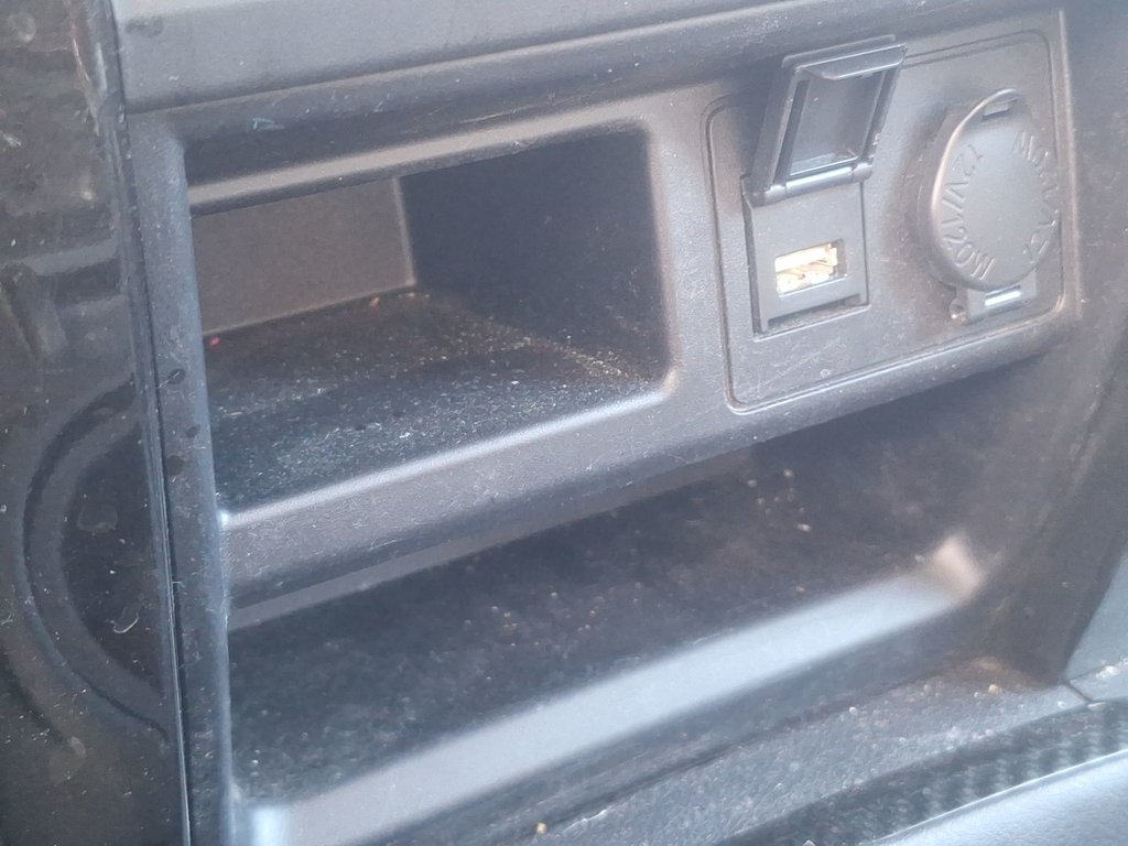 Toyota 4Runner TRD OFF ROAD | Roof | USB | Warranty to May 2022 2022 à Saint John, Nouveau-Brunswick - 28 - w1024h768px