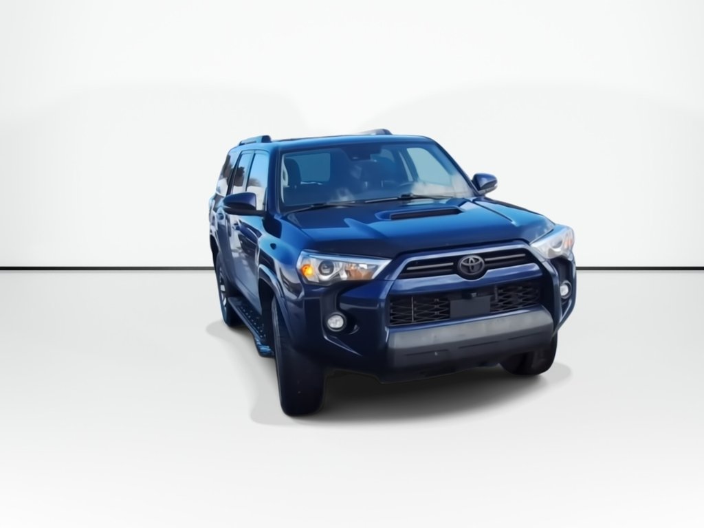 Toyota 4Runner TRD OFF ROAD | Roof | USB | Warranty to May 2022 2022 à Saint John, Nouveau-Brunswick - 4 - w1024h768px