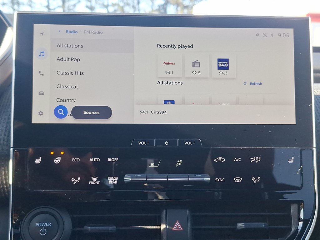 2023 Toyota bZ4X XLE | Roof | Cam | USB | Warranty to 2028 in Saint John, New Brunswick - 25 - w1024h768px