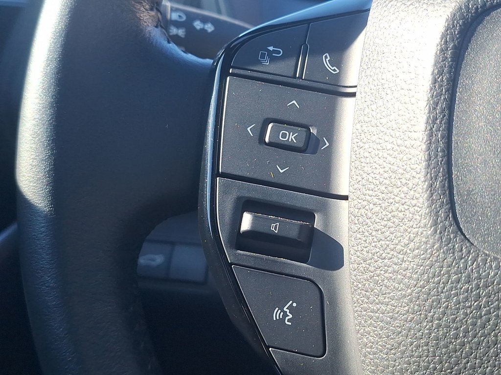 2023 Toyota bZ4X XLE | Roof | Cam | USB | Warranty to 2028 in Saint John, New Brunswick - 20 - w1024h768px