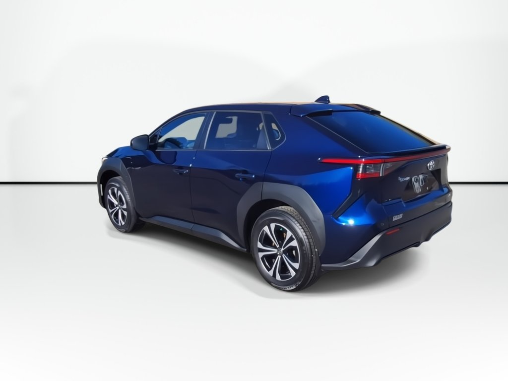 2023 Toyota bZ4X XLE | Roof | Cam | USB | Warranty to 2028 in Saint John, New Brunswick - 6 - w1024h768px