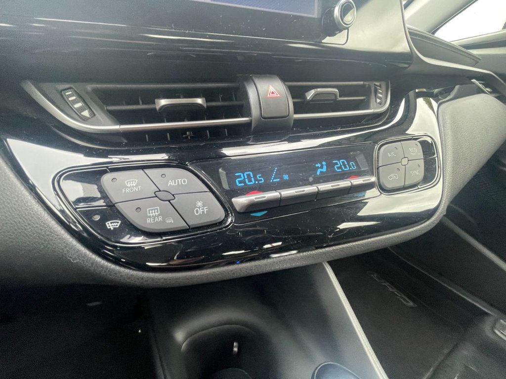 2021 Toyota C-HR LE | CAM | USB | Apple CarPlay in Saint John, New Brunswick - 23 - w1024h768px