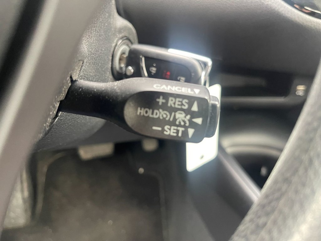 2021 Toyota C-HR LE | CAM | USB | Apple CarPlay in Saint John, New Brunswick - 16 - w1024h768px