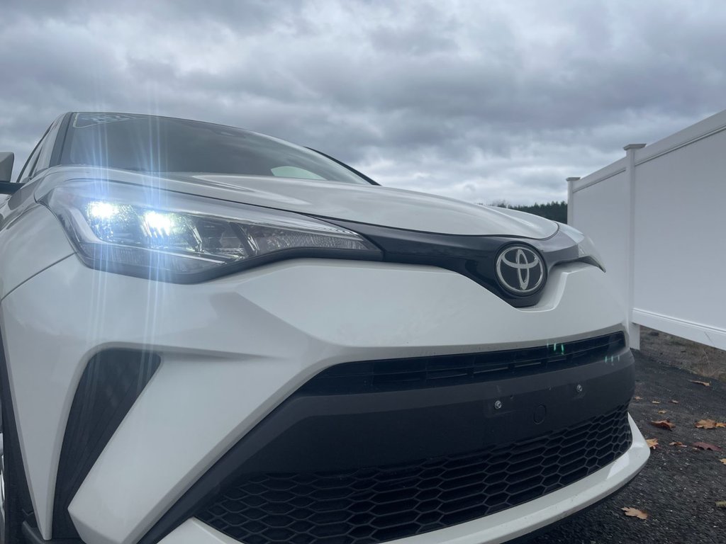 2021 Toyota C-HR LE | CAM | USB | Apple CarPlay in Saint John, New Brunswick - 44 - w1024h768px