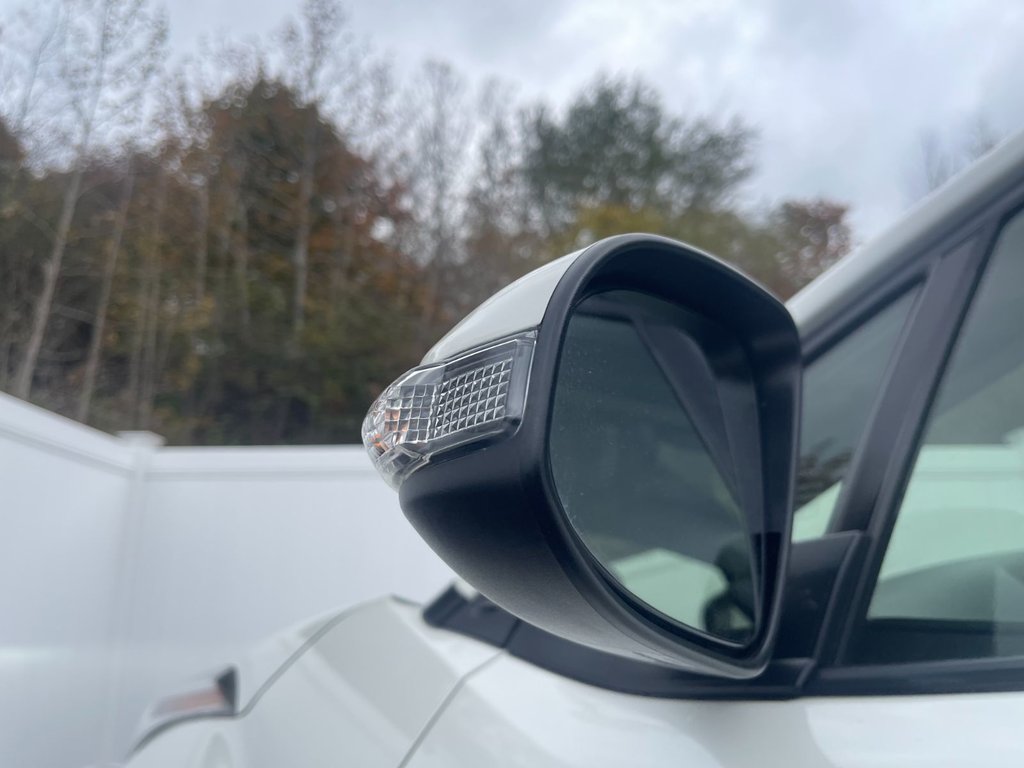 2021 Toyota C-HR LE | CAM | USB | Apple CarPlay in Saint John, New Brunswick - 43 - w1024h768px