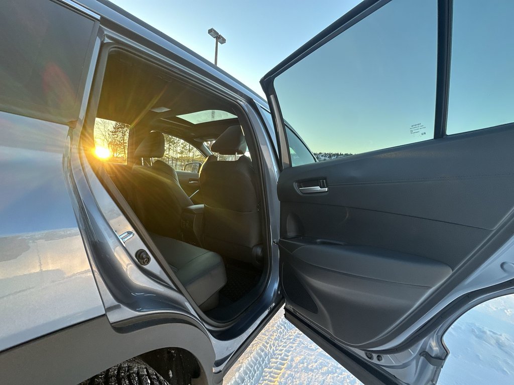 2024 Toyota Corolla Cross XSE Hybrid AWD | Cam | USB | Warranty to 2029 in Saint John, New Brunswick - 40 - w1024h768px