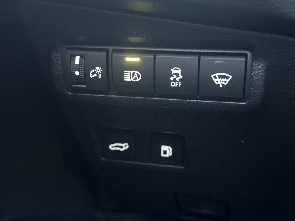 2024 Toyota Corolla Cross XSE Hybrid AWD | Cam | USB | Warranty to 2029 in Saint John, New Brunswick - 21 - w1024h768px