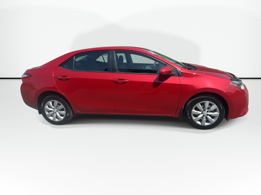 2014 Toyota Corolla LE | USB in Saint John, New Brunswick - 9 - w1024h768px