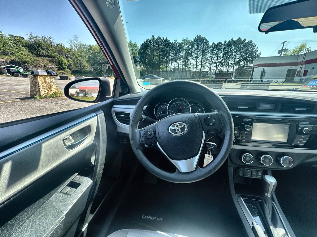 2014 Toyota Corolla LE | USB in Saint John, New Brunswick - 17 - w1024h768px