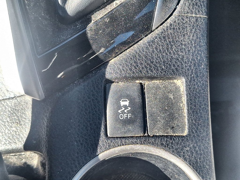 2014 Toyota Corolla LE | USB in Saint John, New Brunswick - 22 - w1024h768px