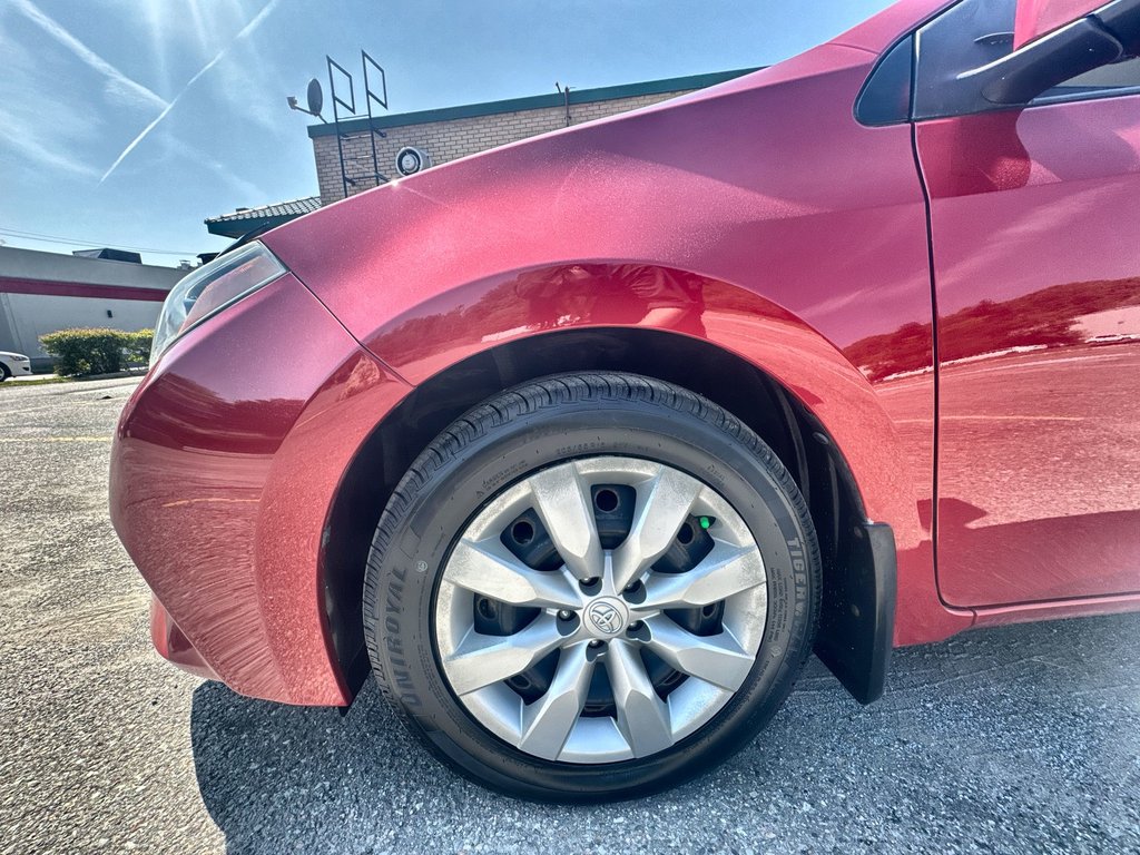 2014 Toyota Corolla LE | USB in Saint John, New Brunswick - 10 - w1024h768px