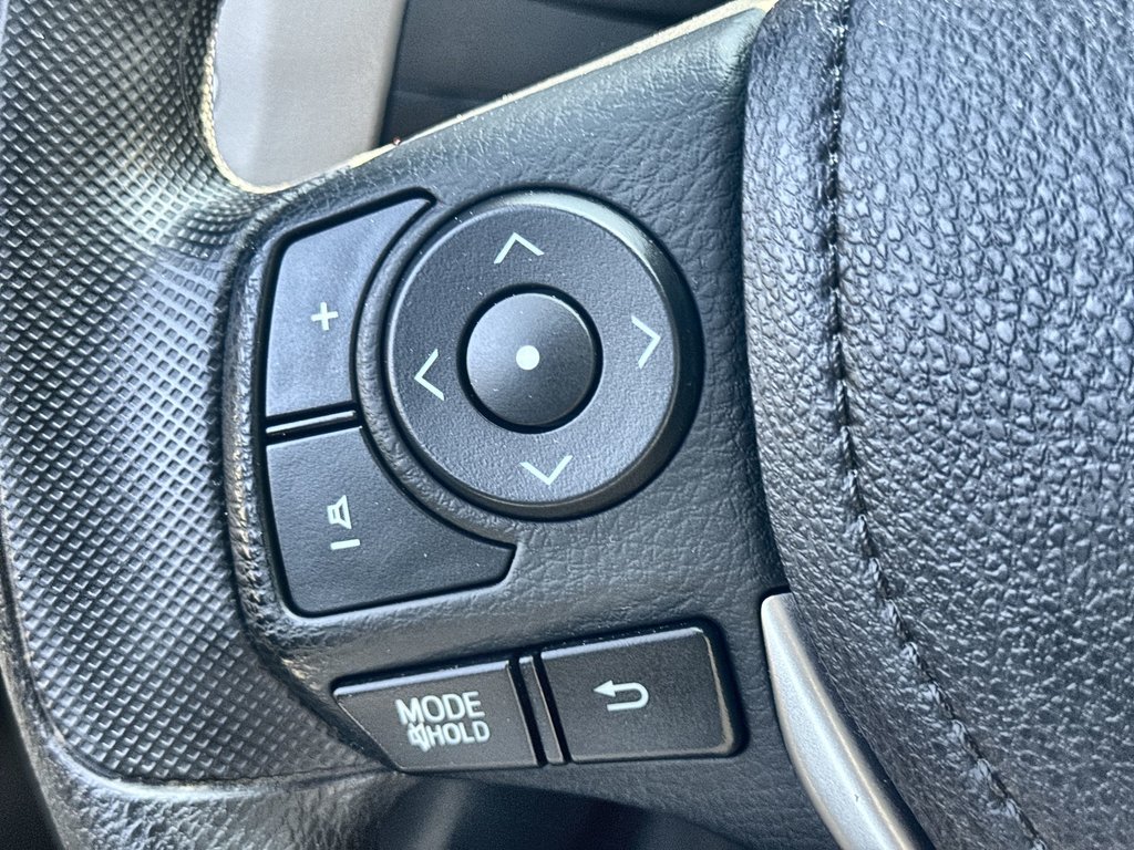 2014 Toyota Corolla LE | USB in Saint John, New Brunswick - 20 - w1024h768px