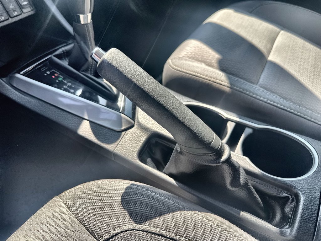 2014 Toyota Corolla LE | USB in Saint John, New Brunswick - 30 - w1024h768px