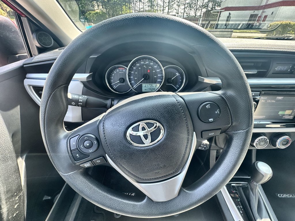 2014 Toyota Corolla LE | USB in Saint John, New Brunswick - 19 - w1024h768px
