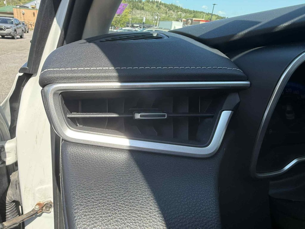 2020 Toyota Corolla in Antigonish, Nova Scotia - 18 - w1024h768px