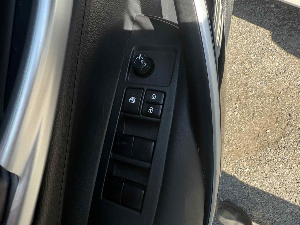 2020 Toyota Corolla in Antigonish, Nova Scotia - 16 - w1024h768px