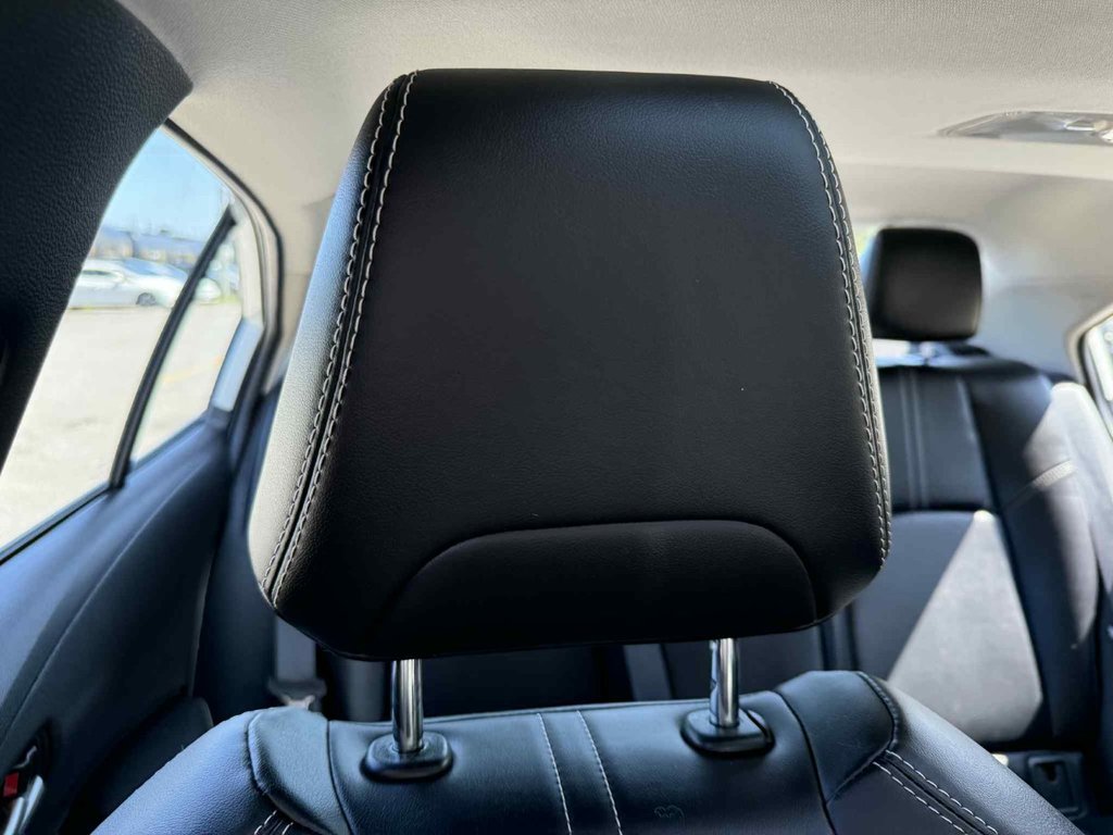 2020 Toyota Corolla in Antigonish, Nova Scotia - 40 - w1024h768px