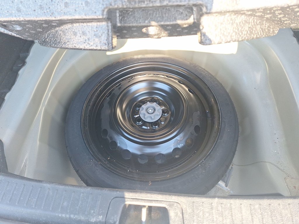 2020 Toyota Corolla in Antigonish, Nova Scotia - 38 - w1024h768px